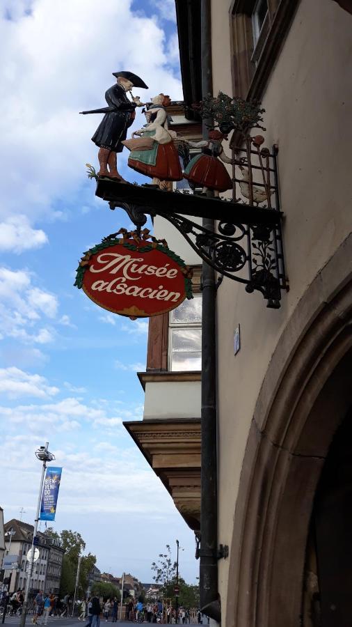 Un séjour de Charme à Strasburgo Esterno foto