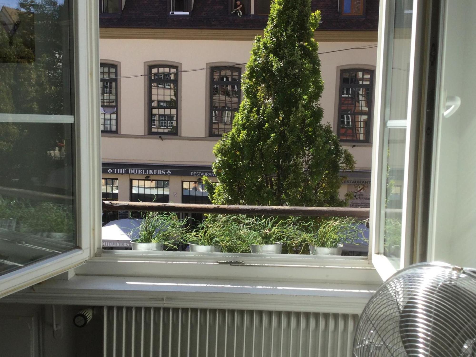 Un séjour de Charme à Strasburgo Esterno foto