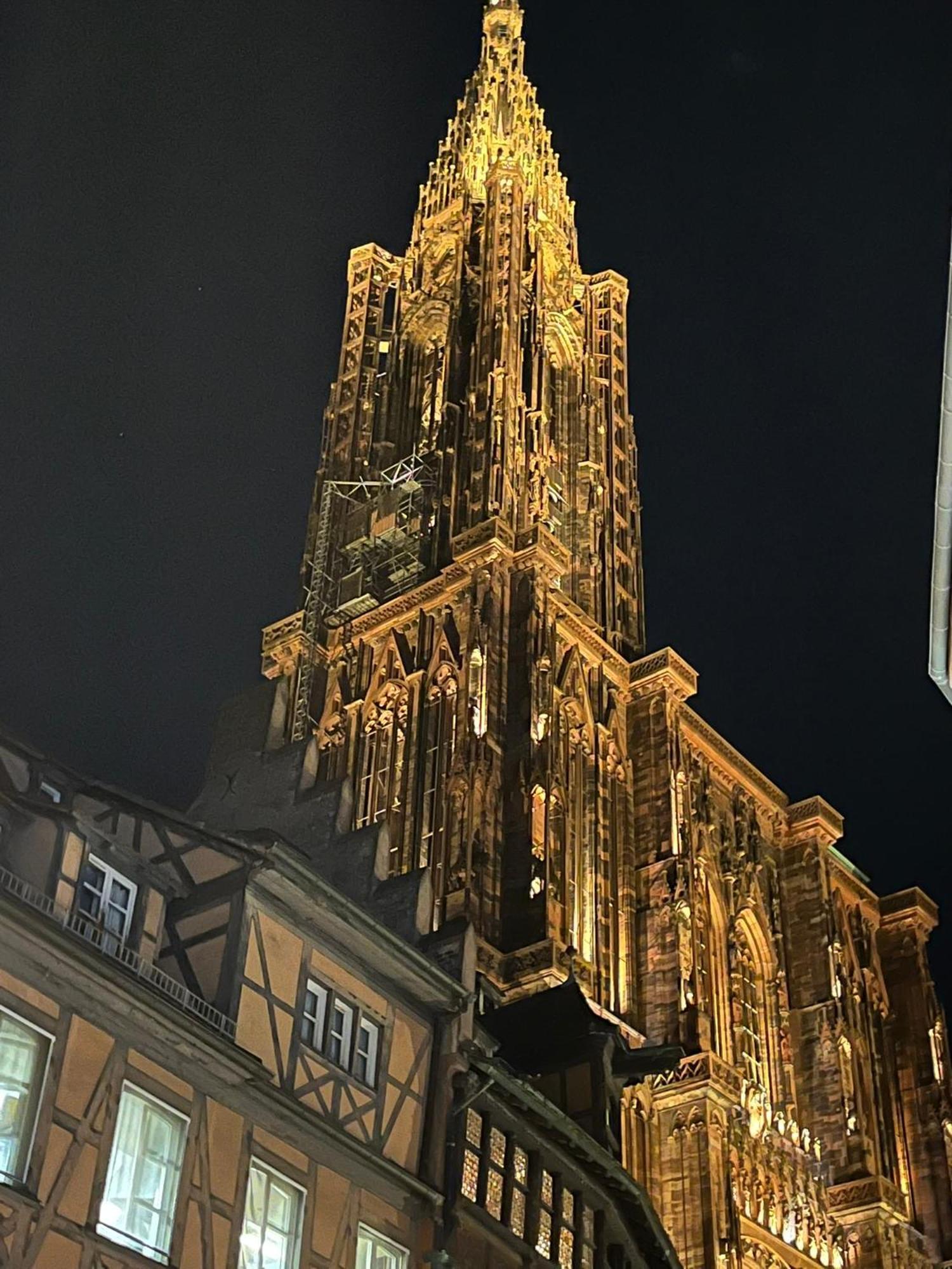 Un séjour de Charme à Strasburgo Esterno foto